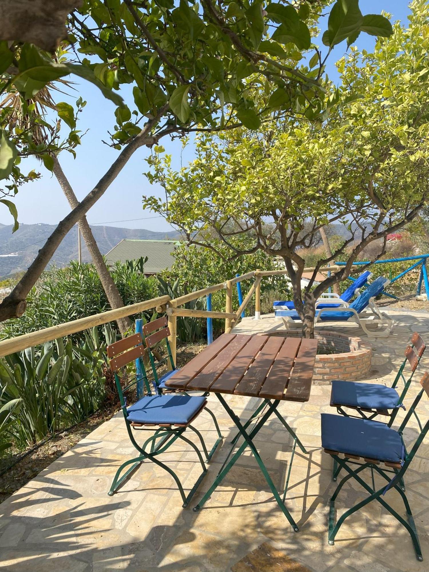 Villa Casa Feliz Iznate Esterno foto